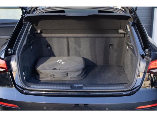 Audi A3 Sportback 40 TFSI e PANO CAMERA PARKEERHULP ActivLease financial lease