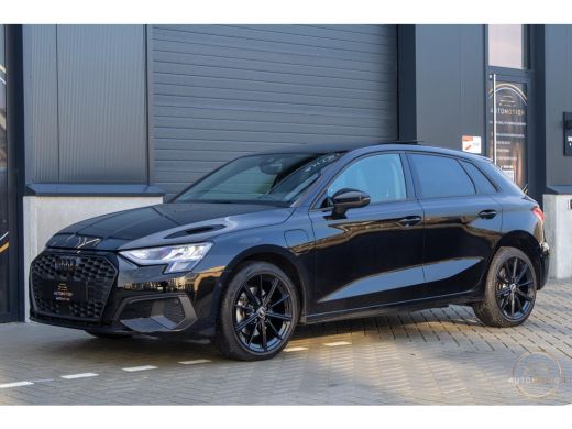 Audi A3 Sportback 40 TFSI e PANO CAMERA PARKEERHULP ActivLease financial lease