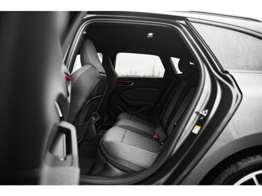 Audi A5 Avant S edition | Adaptive cruise control | Aluminium optiek in het interieur | Audi smartphone i... ActivLease financial lease