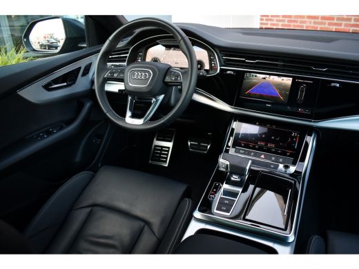 Audi Q8 55 TFSI e quattro S-Line Pano ACC B&O 22inch Black-optic ActivLease financial lease