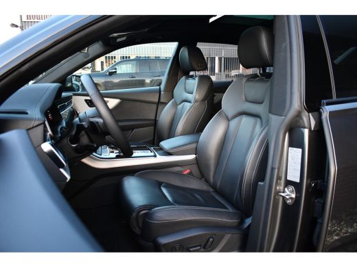 Audi Q8 55 TFSI e quattro S-Line Pano ACC B&O 22inch Black-optic ActivLease financial lease