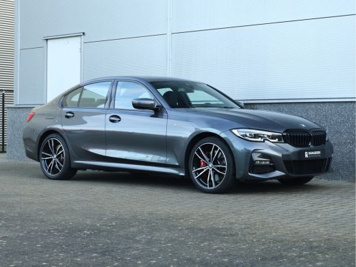 BMW 3 Serie 330e M Sport HiFi / 19 inch / M-Sport remmen / Leder / ActivLease financial lease