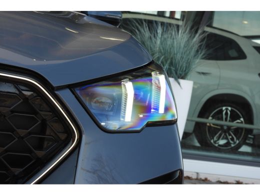 BMW X2 sDrive20i High Executive M Sport Automaat / Panoramadak / Trekhaak / Sportstoelen / M Adaptief on... ActivLease financial lease