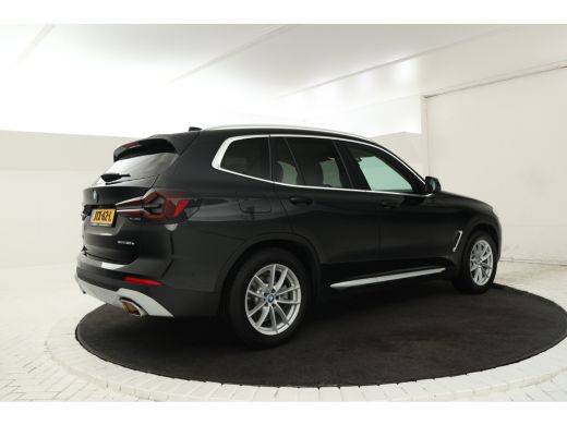 BMW X3 xDrive30e Business Edition Plus Panorama, Stoel en stuurverw. climate, ActivLease financial lease