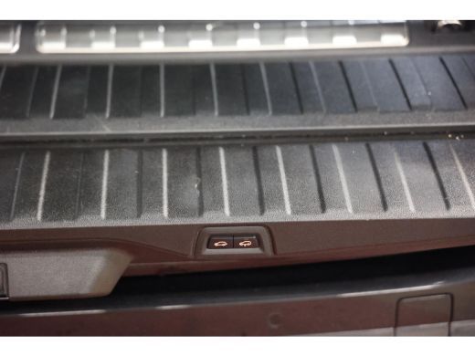 BMW X5 xDrive45e PANORAMA SKY LOUNGE TREKHAAK MASSAGE ActivLease financial lease