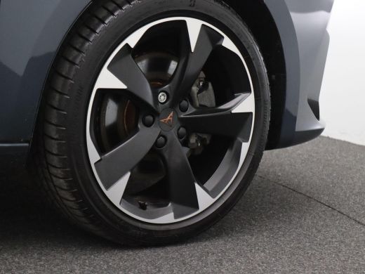 CUPRA Leon Sportstourer 1.4 e-Hybrid Business 204PK DSG SOH 100%, Pano-Schuifdak, Memorystoel, Parkeersensoren achter, Le... ActivLease financial lease