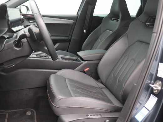 CUPRA Leon Sportstourer 1.4 e-Hybrid Business 204PK DSG SOH 100%, Pano-Schuifdak, Memorystoel, Parkeersensoren achter, Le... ActivLease financial lease