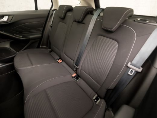 Ford Focus 1.0 EcoBoost Hybrid Titanium X 126Pk (PANORAMADAK, VIRTUAL COCKPIT, APPLE CARPLAY, GROOT NAVI, CA... ActivLease financial lease