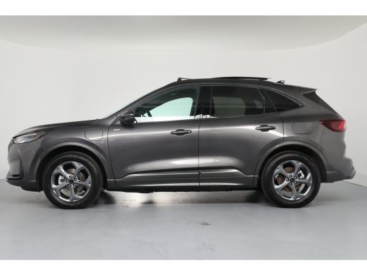 Ford Kuga Plug-In Hybrid ST-Line | Trekhaak Elektrisch Wegklapbaar | Elektrisch Panoramadak | Winter Pack | ActivLease financial lease