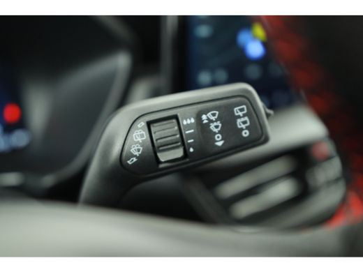 Ford Kuga Plug-In Hybrid ST-Line | Trekhaak Elektrisch Wegklapbaar | Elektrisch Panoramadak | Winter Pack |... ActivLease financial lease