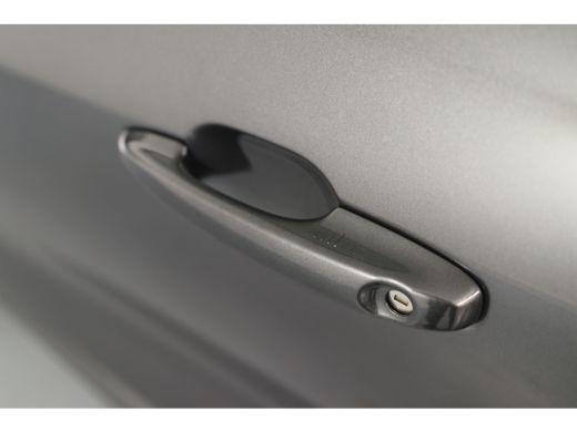 Ford Kuga Plug-In Hybrid ST-Line | Trekhaak Elektrisch Wegklapbaar | Elektrisch Panoramadak | Winter Pack |... ActivLease financial lease