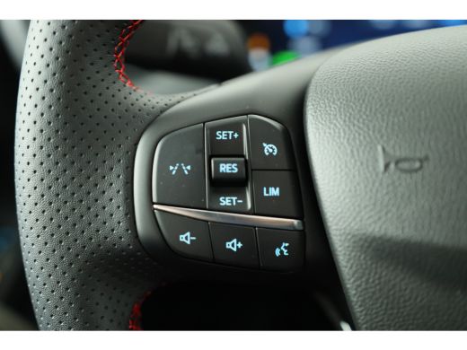 Ford Kuga Plug-In Hybrid ST-Line | Trekhaak Elektrisch Wegklapbaar | Elektrisch Panoramadak | Winter Pack |... ActivLease financial lease