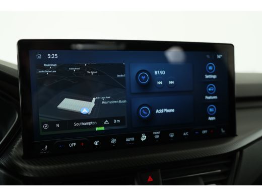 Ford Kuga Plug-In Hybrid ST-Line | Trekhaak Elektrisch Wegklapbaar | Elektrisch Panoramadak | Winter Pack | ActivLease financial lease