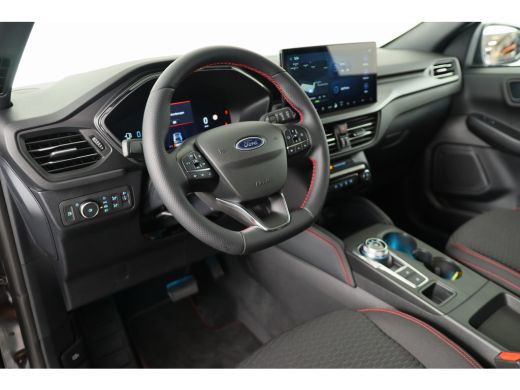 Ford Kuga Plug-In Hybrid ST-Line | Trekhaak Elektrisch Wegklapbaar | Elektrisch Panoramadak | Winter Pack | ActivLease financial lease