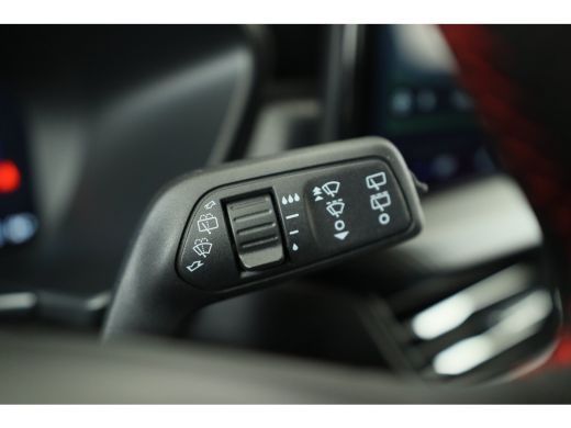 Ford Kuga Plug-In Hybrid ST-Line | Black Pack | Trekhaak Elektrisch Wegklapbaar | Elektrisch Panoramadak | ... ActivLease financial lease