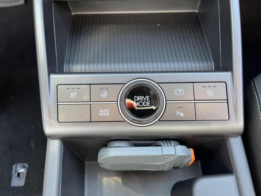 Hyundai Kona Comfort Smart 64.8 kWh | &euro; 7.835,- korting! | Nu uit voorraad leverbaar! | ActivLease financial lease