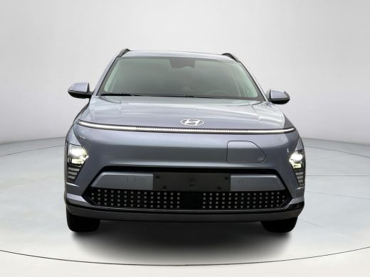 Hyundai Kona Comfort Smart 64.8 kWh | &euro;7.835,- korting! | Nu uit voorraad leverbaar! | ActivLease financial lease