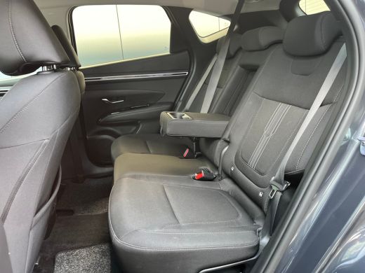 Hyundai Tucson 1.6 T-GDI 265pk PHEV Comfort Smart 4WD (299,- p/m Demo Deal!) | Climate | Camera | Carplay | Keyl... ActivLease financial lease