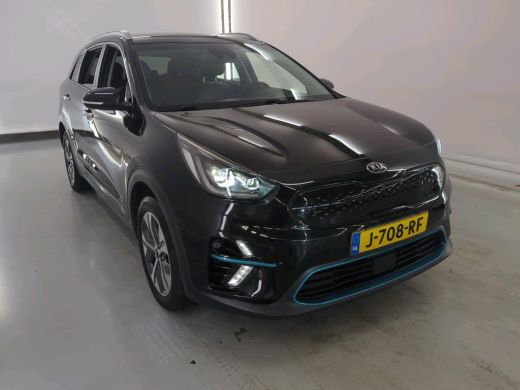 Kia e-Niro ExecutiveLine 64 kWh NL-AUTO | LEDER | SOH 100% ActivLease financial lease