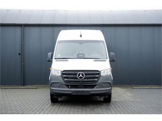 Mercedes-Benz Sprinter 317 CDI L4H2 | Mbux | Facelift | Navi | 360&deg; camera | Adapt.Cruise ActivLease financial lease