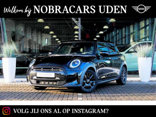 Mini Cooper Classic Automaat / Sportstoelen / LED / Navigatie / 16" LM Victory Spoke zwart