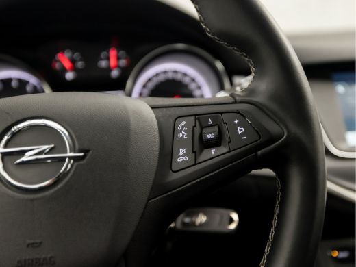 Opel Astra 1.2 Sport (APPLE CARPLAY, NAVIGATIE, CLIMATE, CRUISE, CAMERA, SPORTSTOELEN, LM VELGEN, PARKEERSEN... ActivLease financial lease