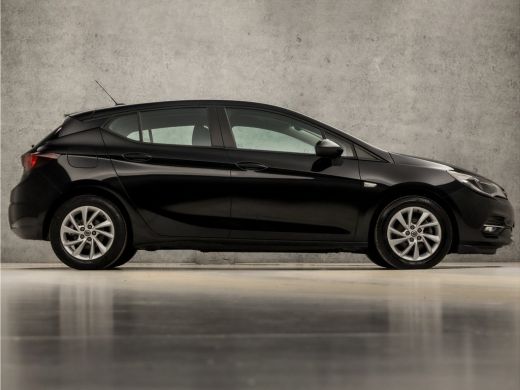 Opel Astra 1.2 Sport (APPLE CARPLAY, NAVIGATIE, CLIMATE, CRUISE, CAMERA, SPORTSTOELEN, LM VELGEN, PARKEERSEN... ActivLease financial lease