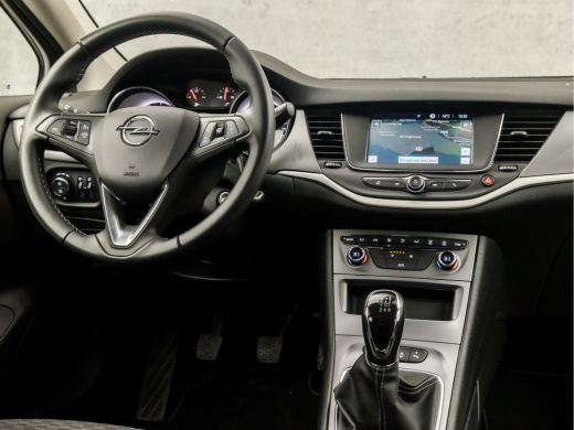 Opel Astra 1.2 Sport (APPLE CARPLAY, NAVIGATIE, CLIMATE, CRUISE, CAMERA, SPORTSTOELEN, LM VELGEN, PARKEERSEN... ActivLease financial lease