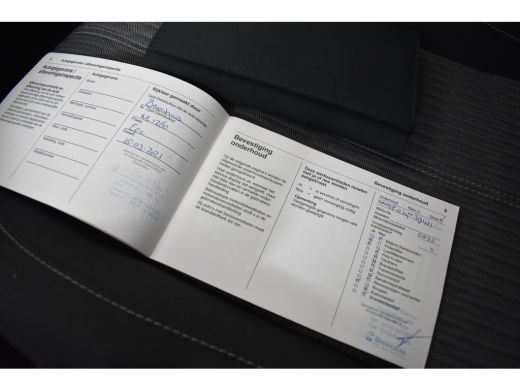 Opel Corsa 1.2 Edition 1e Eigenaar! | Dealer Onderhouden! | Trekhaak | Navi By App | Airco | Cruise Control ... ActivLease financial lease