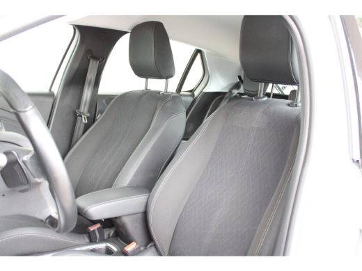 Opel Corsa 1.2 Elegance | Automaat | Lichtmetalen velgen | Cruise control | Apple carplay | ActivLease financial lease