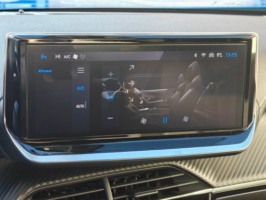 Peugeot 2008 1.2 Hybrid 136 GT | Achteruitrijcamera | Cruise control | DAB ontvanger ActivLease financial lease