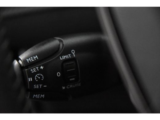 Peugeot 2008 Active 100 *1ste eigenaar*Navi*Carplay*Park assist* ActivLease financial lease