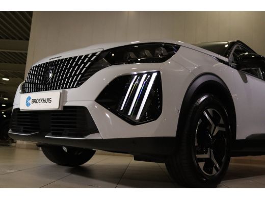 Peugeot 2008 GT 145PK | Adapt. Cruise | 360 Camera | Alcantara | Stoelverwarming | Massage | Navi ActivLease financial lease