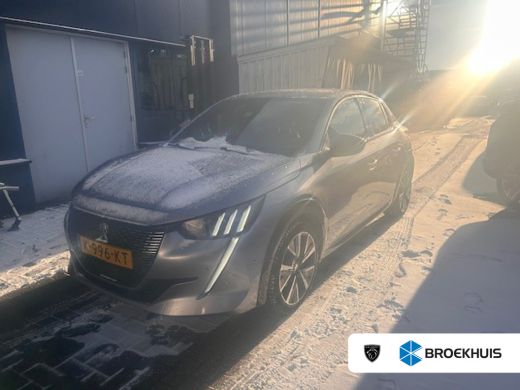 Peugeot 208 1.2 PureTech GT | Lichtmetaal 17'' | Achteruitrijcamera | PDC | Airco | Apple Carplay/Android Auto |