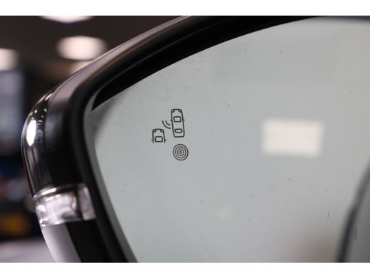 Peugeot 208 1.2 PureTech 100PK GT | Navi | Clima | Adaptive Cruise | Apple Carplay/Android Auto | Full LED | ... ActivLease financial lease