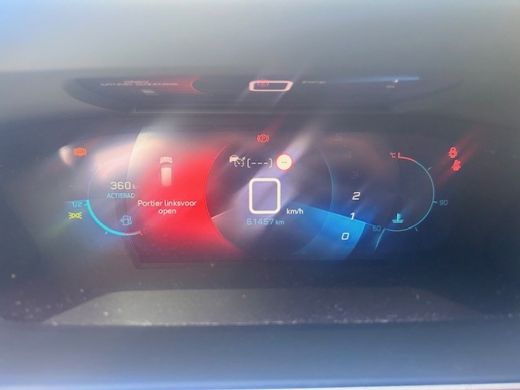 Peugeot 208 1.2 PureTech GT | Lichtmetaal 17'' | Achteruitrijcamera | PDC | Airco | Apple Carplay/Android Auto | ActivLease financial lease