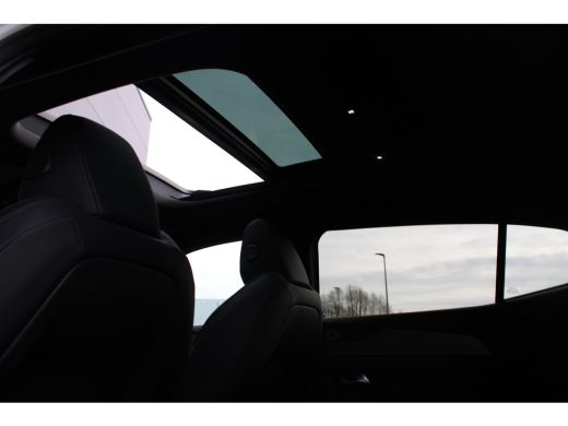 Peugeot 408 1.6 HYbrid GT 180 EAT8 | Automaat | Navigatie | Camera | Panorama/schuifdak | Focal | Comfortstoe... ActivLease financial lease