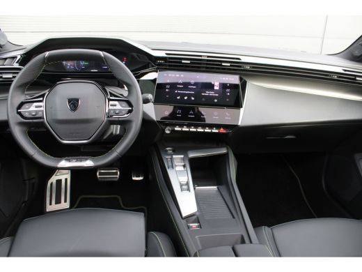 Peugeot 408 1.6 HYbrid GT 180 EAT8 | Automaat | Navigatie | Camera | Panorama/schuifdak | Focal | Comfortstoe... ActivLease financial lease