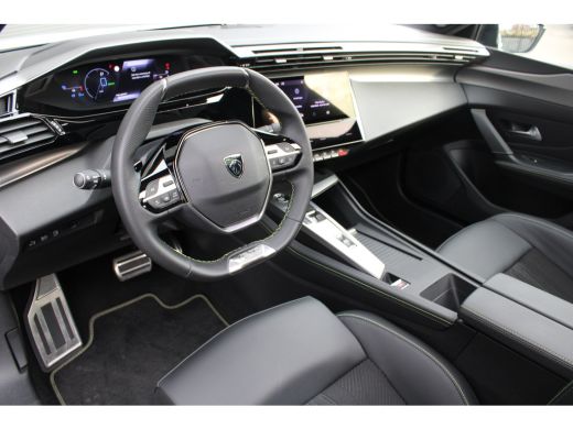 Peugeot 408 1.6 HYbrid GT 180 EAT8 | Automaat | Navigatie | Camera | Panorama/schuifdak | Focal | Comfortstoe... ActivLease financial lease