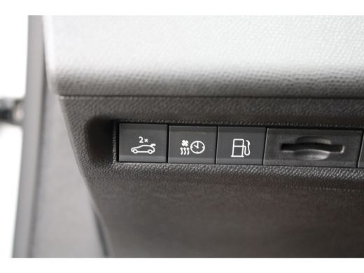 Peugeot 408 1.6 HYbrid GT 180 EAT8 | Automaat | Navigatie | Camera | Panorama/schuifdak | Focal | Comfortstoe... ActivLease financial lease