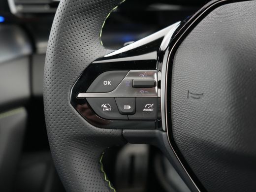 Peugeot 408 | Demo Deal | GT Avantage 58 kWh | Achteruitrijcamera | Cruise control adaptief met Stop&Go en st... ActivLease financial lease