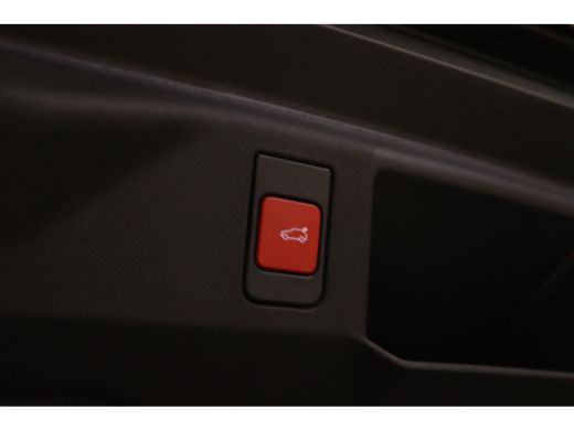 Peugeot 5008 GT 145PK e-DSC6 | Schuifdak | Alcantara pakket | 360 Camera | 7-Persoons | Adapt. Cruise | Matrix ActivLease financial lease