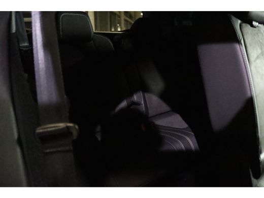 Peugeot 5008 GT 145PK e-DSC6 | Schuifdak | Alcantara pakket | 360 Camera | 7-Persoons | Adapt. Cruise | Matrix ActivLease financial lease