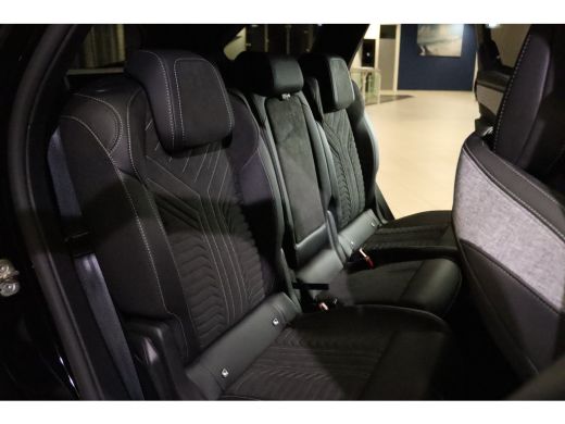 Peugeot 5008 GT 145PK e-DSC6 | Schuifdak | Alcantara pakket | 360 Camera | 7-Persoons | Adapt. Cruise | Matrix ActivLease financial lease