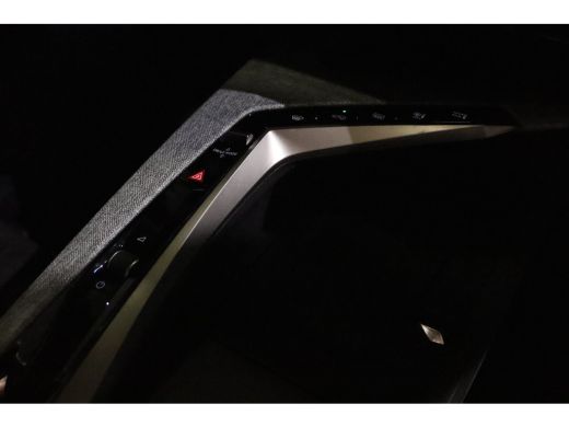 Peugeot 5008 GT 145PK e-DSC6 | Schuifdak | Alcantara pakket | 360 Camera | 7-Persoons | Adapt. Cruise | Matrix ActivLease financial lease