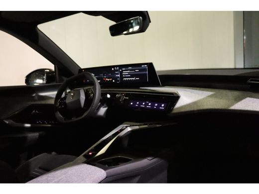 Peugeot 5008 GT 145PK e-DSC6 | Schuifdak | Alcantara pakket | 360 Camera | 7-Persoons | Adapt. Cruise | Matrix ActivLease financial lease
