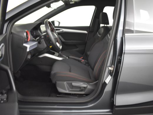 Seat Arona 1.0 TSI FR Business Connect 111pk DSG/AUTO | Achteruitkijkcamera | Stoelverwarming | Park assist ... ActivLease financial lease