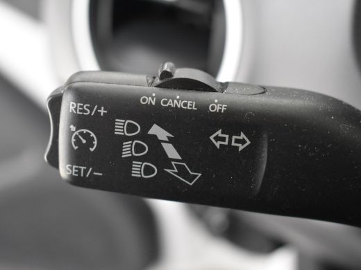 Skoda Citigo e-iV EV Ambition 83pk | Stoelverwaring | Parkeersensoren achter | Cruise control | Airco automati... ActivLease financial lease