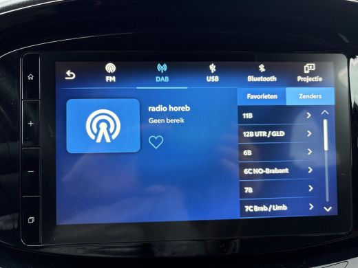 Toyota Aygo 1.0 VVT-i S-CVT first **KEYLESS/ STOELVERWARMING/ NAVIGATIE/ GARANTIE** ActivLease financial lease