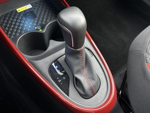 Toyota Aygo 1.0 VVT-i S-CVT first **KEYLESS/ STOELVERWARMING/ NAVIGATIE/ GARANTIE** ActivLease financial lease